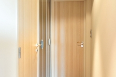 Porte intérieure dans couloir